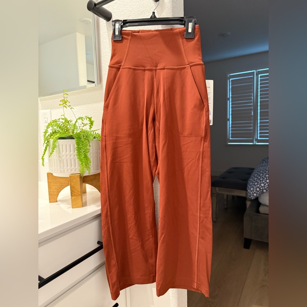 NWT Lululemon Align Wide Leg Crop 23” size 0